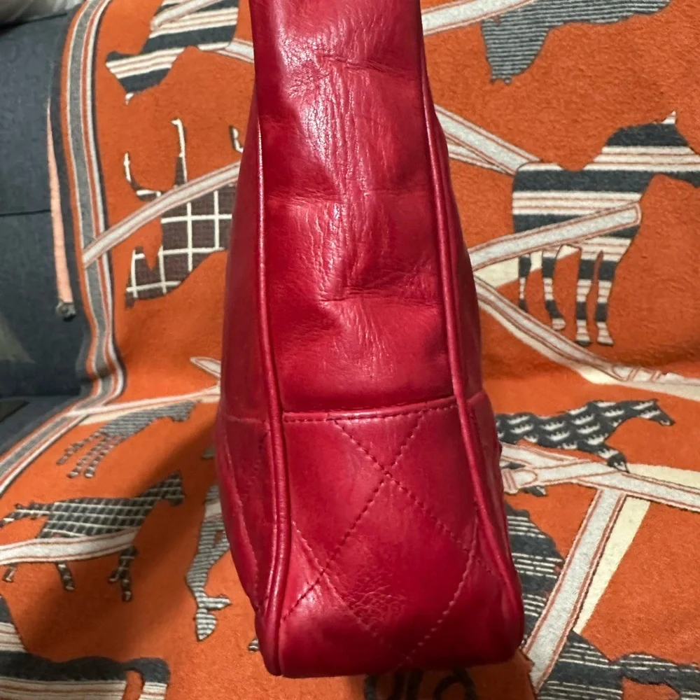 CHANEL❤️🌟0827460 VINTAGE BORDEAUX/RED  LAMBSKIN ALL LEATHER TOTE BAG⭐️ - Picture 4 of 12